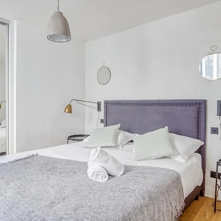 Nocnoc - Le Tenor, Monnaie Apartment *