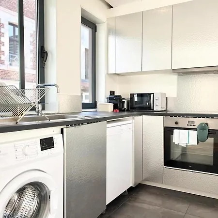 Nocnoc - Le Tenor, Monnaie